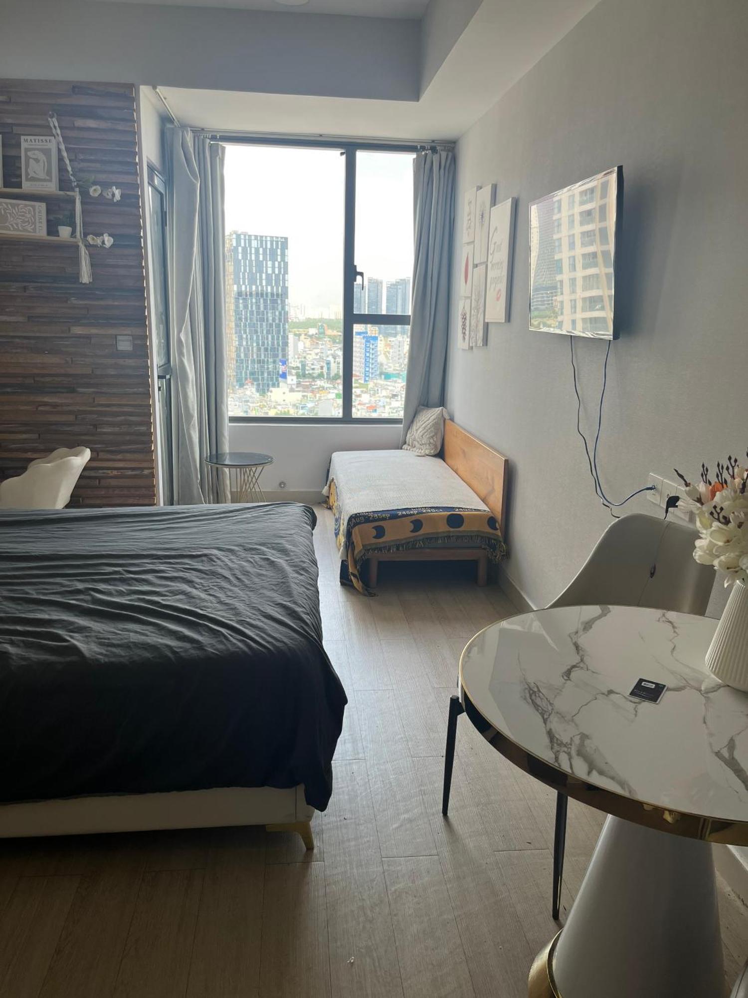 Double E Saigon Apartment In Rivergate Building Ho Şi Min Dış mekan fotoğraf