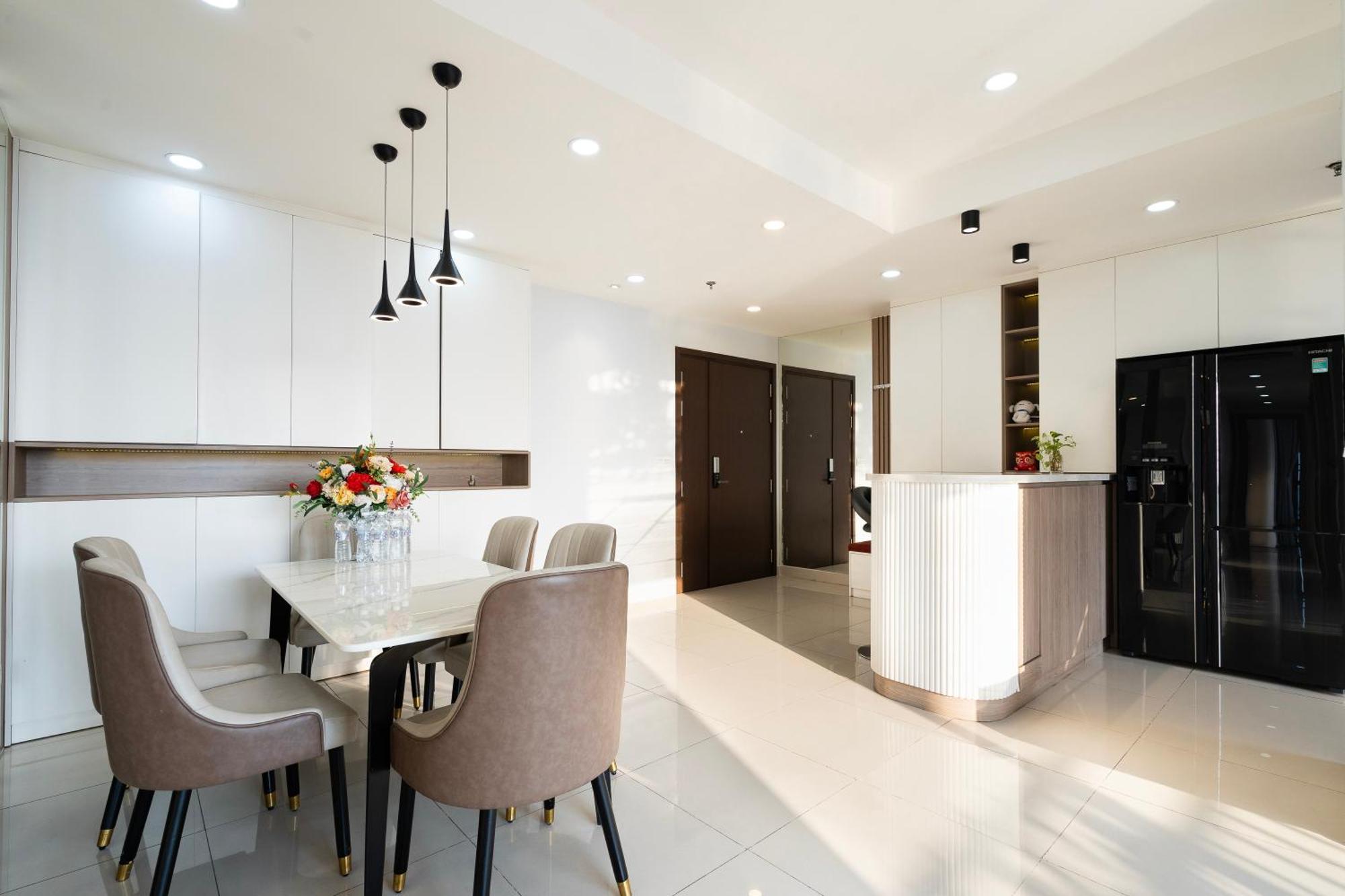 Double E Saigon Apartment In Rivergate Building Ho Şi Min Dış mekan fotoğraf