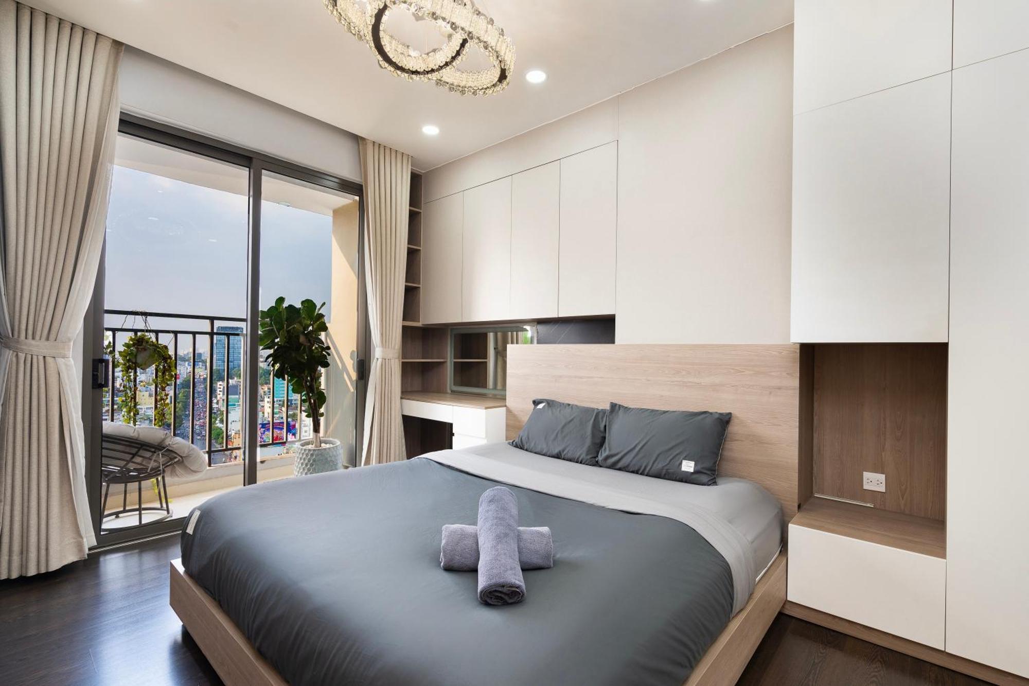Double E Saigon Apartment In Rivergate Building Ho Şi Min Dış mekan fotoğraf
