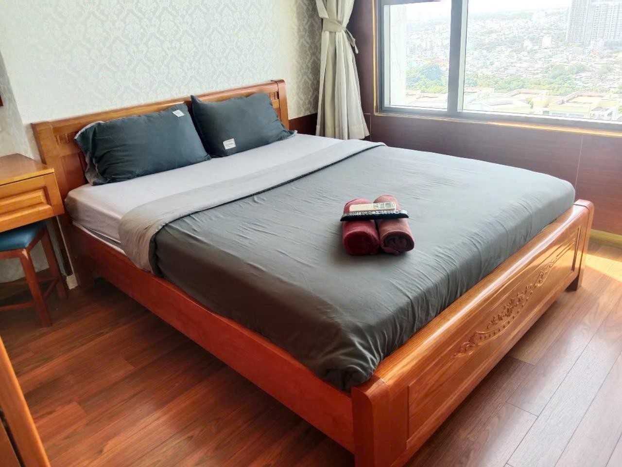 Double E Saigon Apartment In Rivergate Building Ho Şi Min Dış mekan fotoğraf