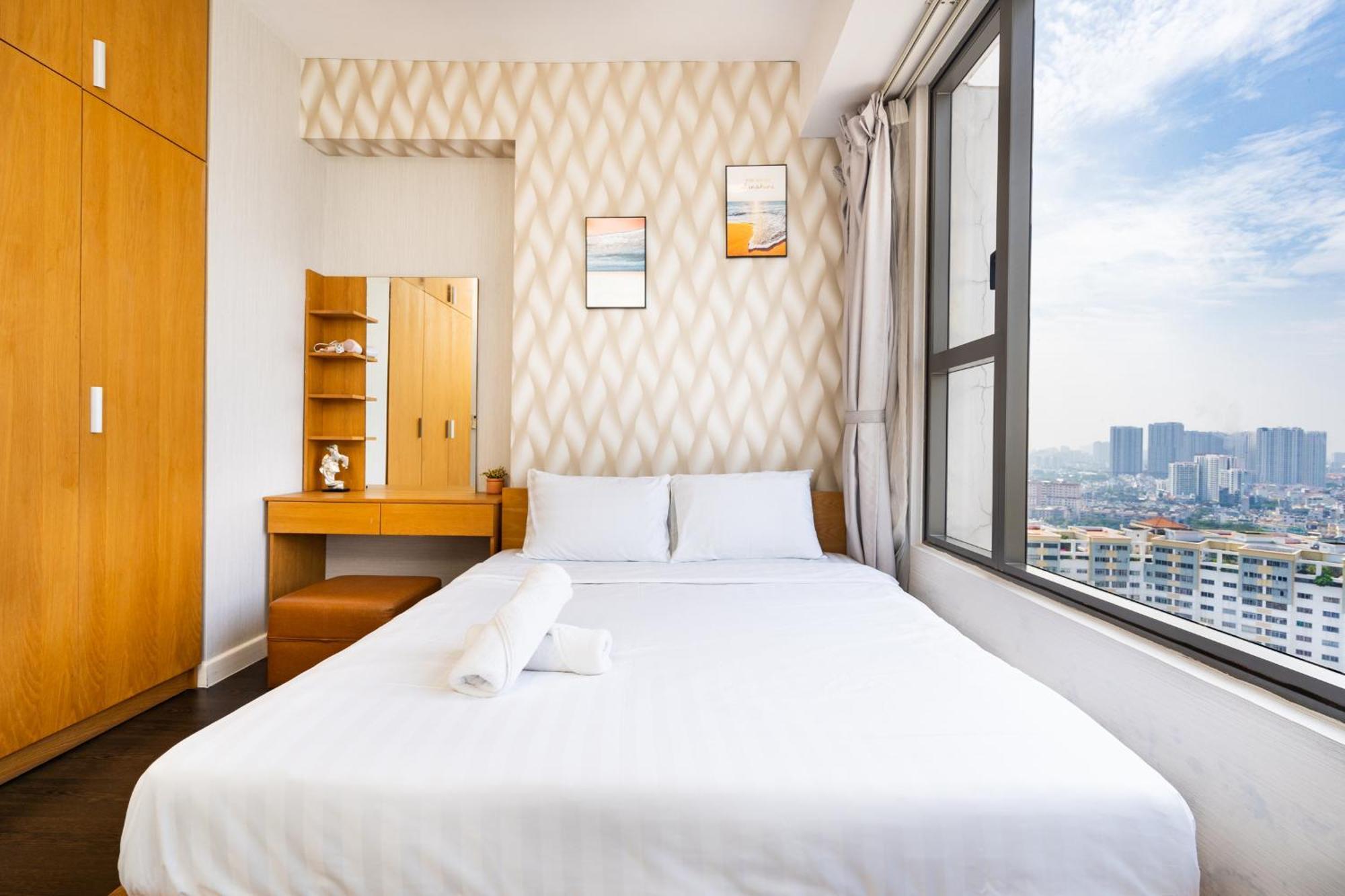 Double E Saigon Apartment In Rivergate Building Ho Şi Min Dış mekan fotoğraf